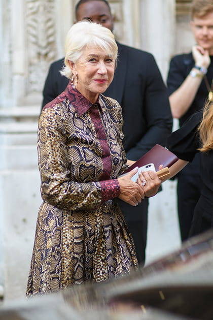 Helen Mirren au d&eacute;fil&eacute; Victoria Beckham