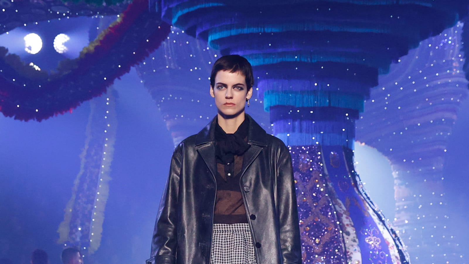 Look 13