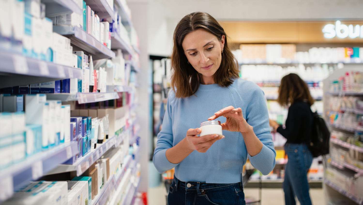 Rated 18.55/20 by 100 consumers, this French anti-aging cream takes 1st place in pharmacies Rated 18.55/20 by 100 consumers, this French anti-aging cream takes 1st place in pharmacies