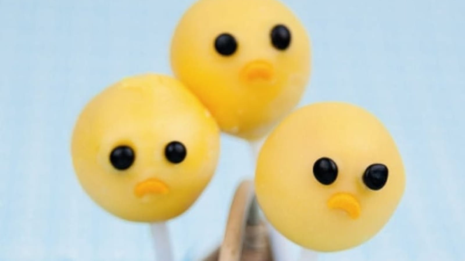 Pop cake poussins