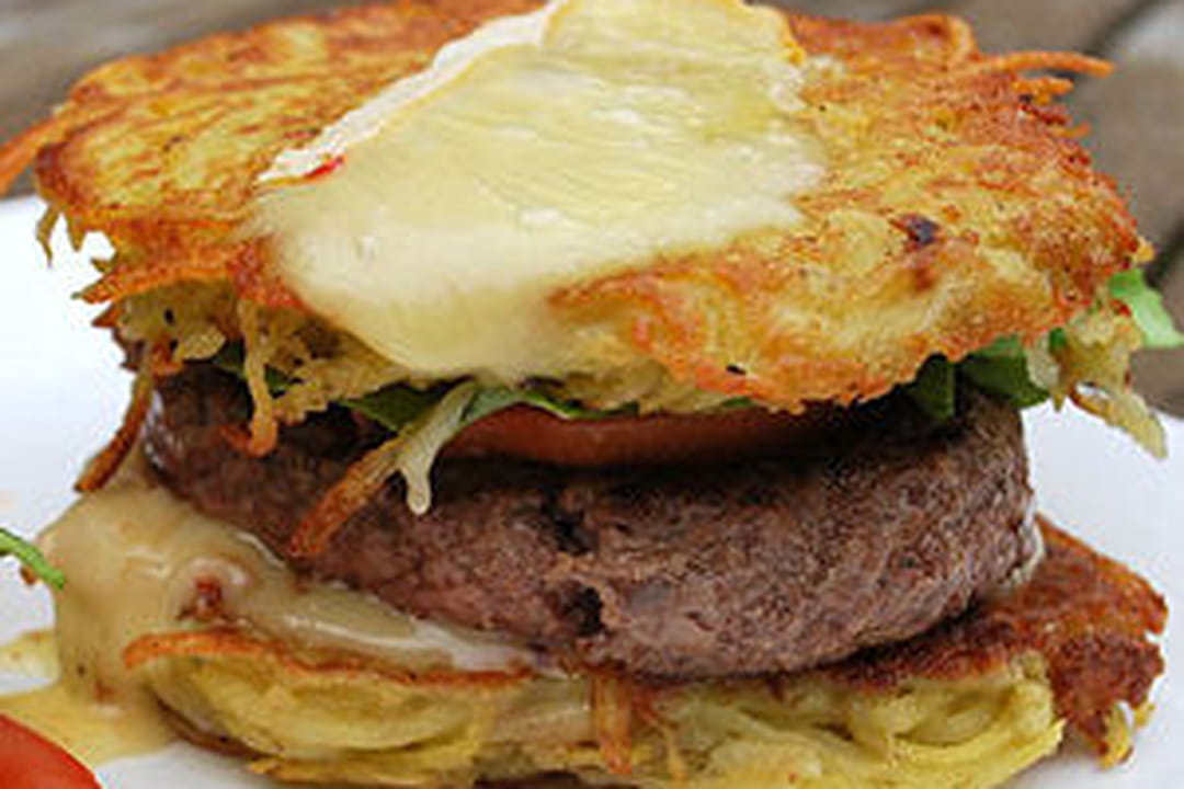 Hamburger aux galettes de pommes de terre