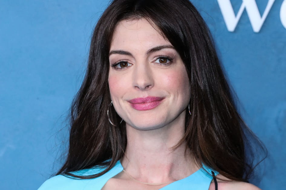 La bouche rose d'Anne Hathaway