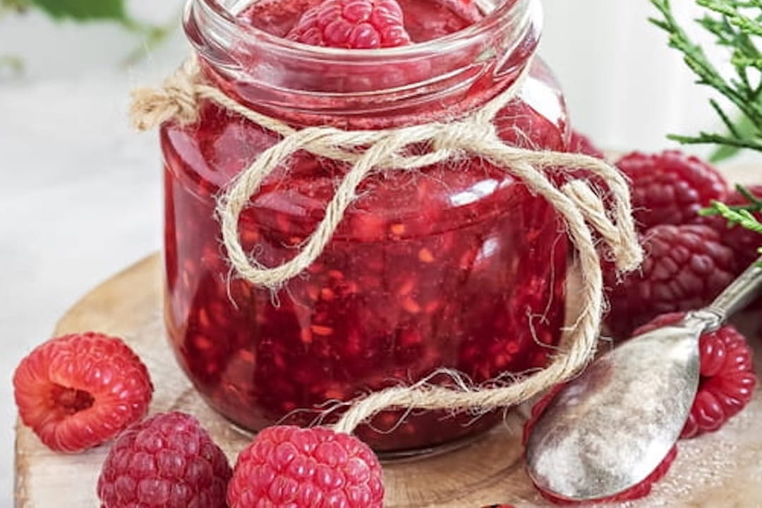 Confiture de fraises et de framboises