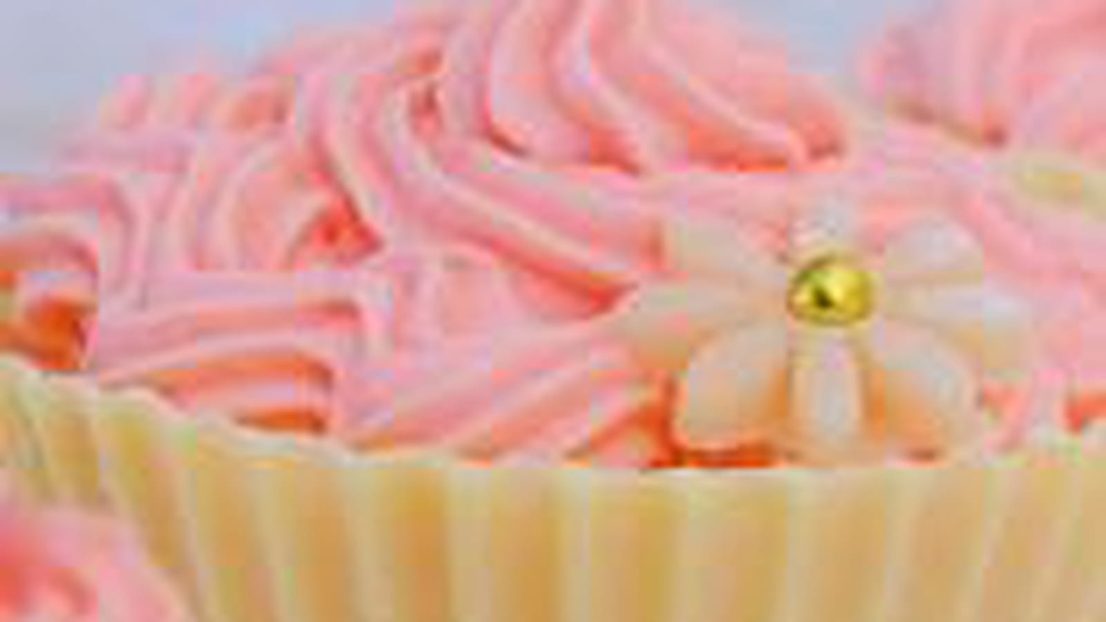 Mousse Tagada en caissette de chocolat blanc