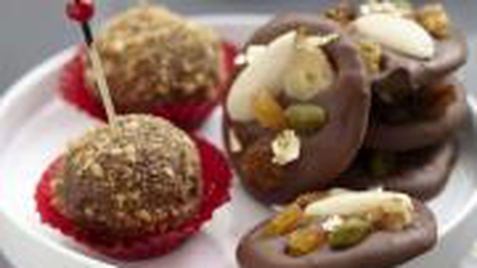 Sucettes chocolat noir praliné