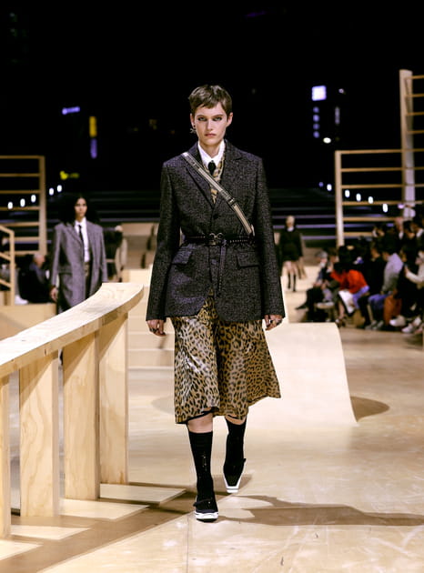 Look 26&nbsp;du d&eacute;fil&eacute; Dior