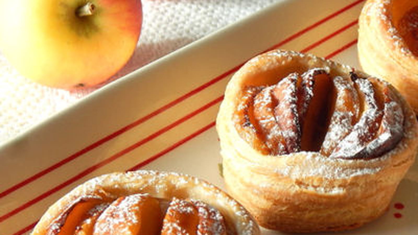 Tartelettes feuilletées aux pommes et au miel
