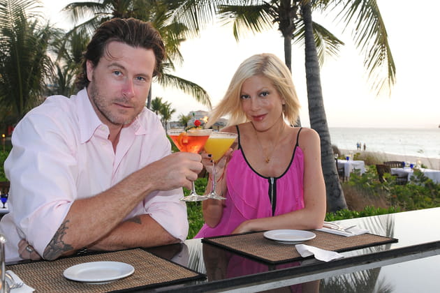 Tori Spelling en vacances avec son mari Dean McDermott en 2010