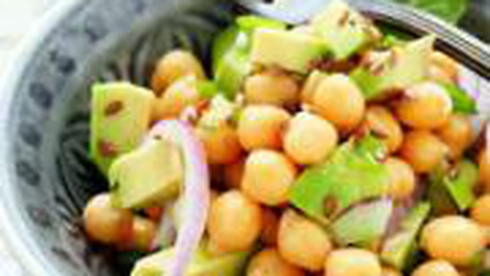 Salade d'avocats et de pois chiche