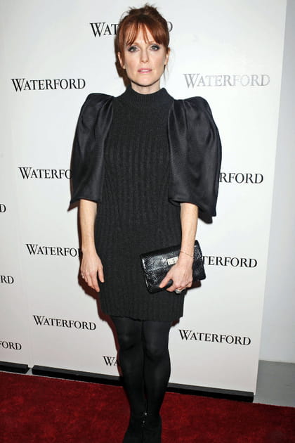 Julianne Moore en robe &agrave; &eacute;paulettes
