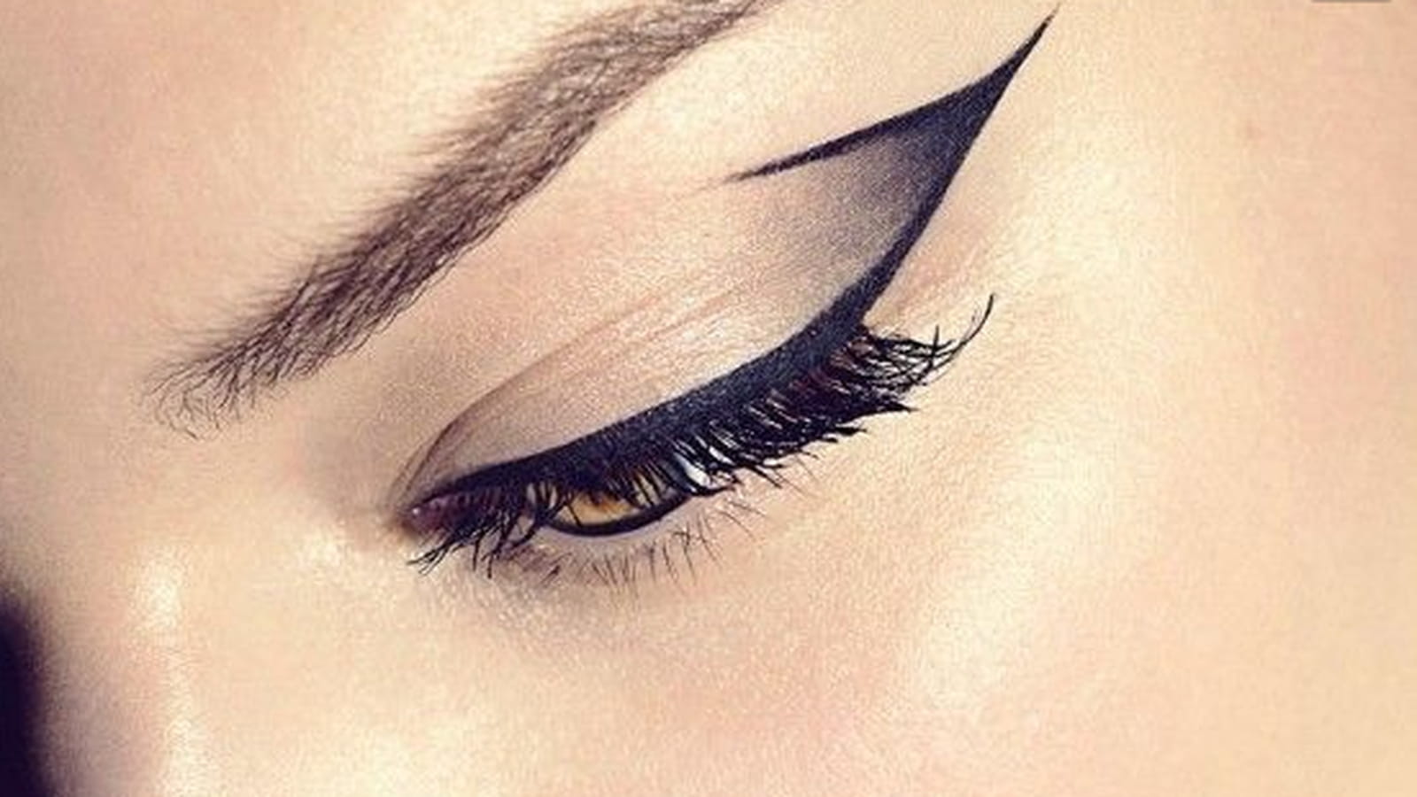 Eyeliner ouvert