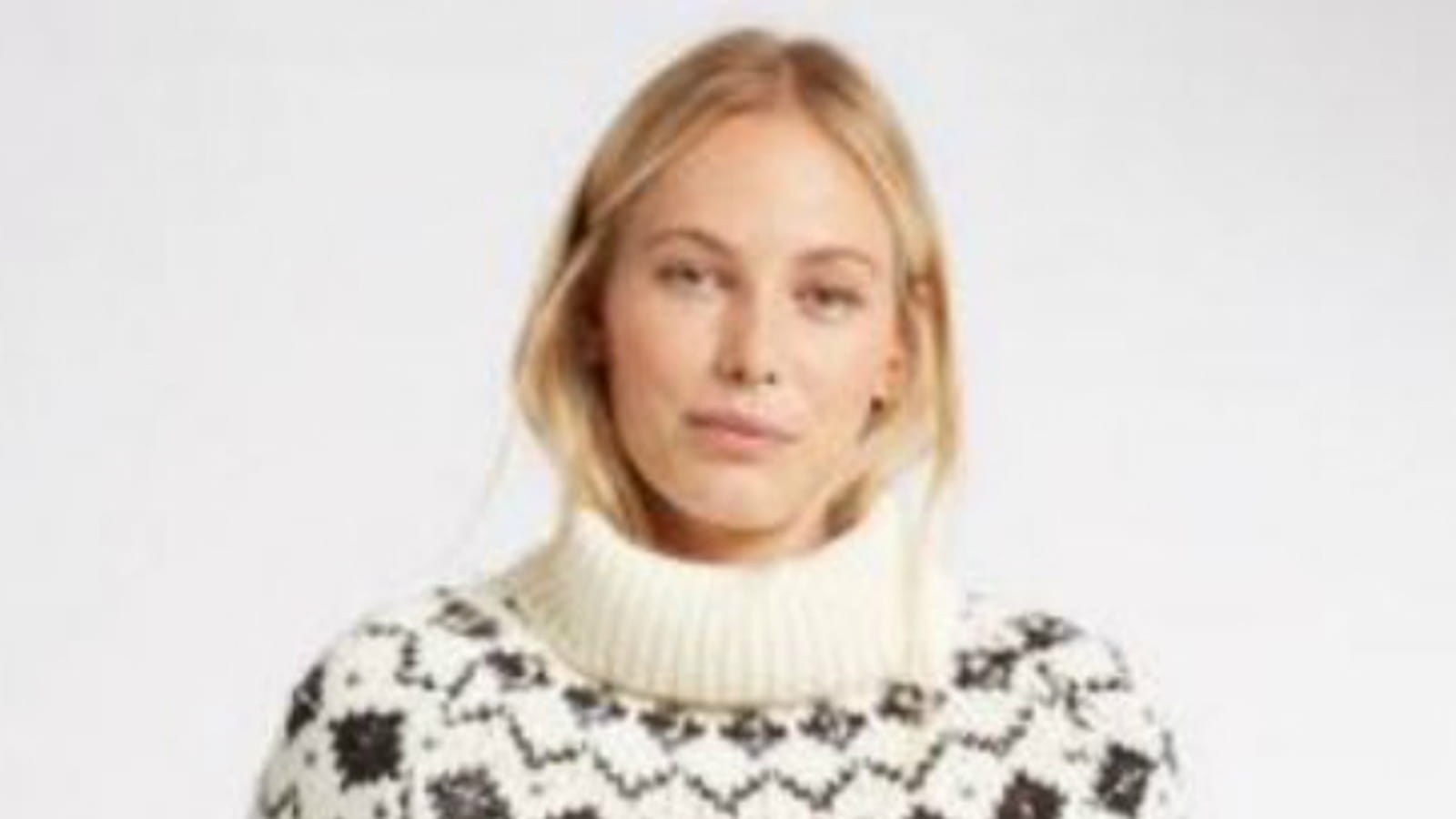 Pull Marks and Spencer