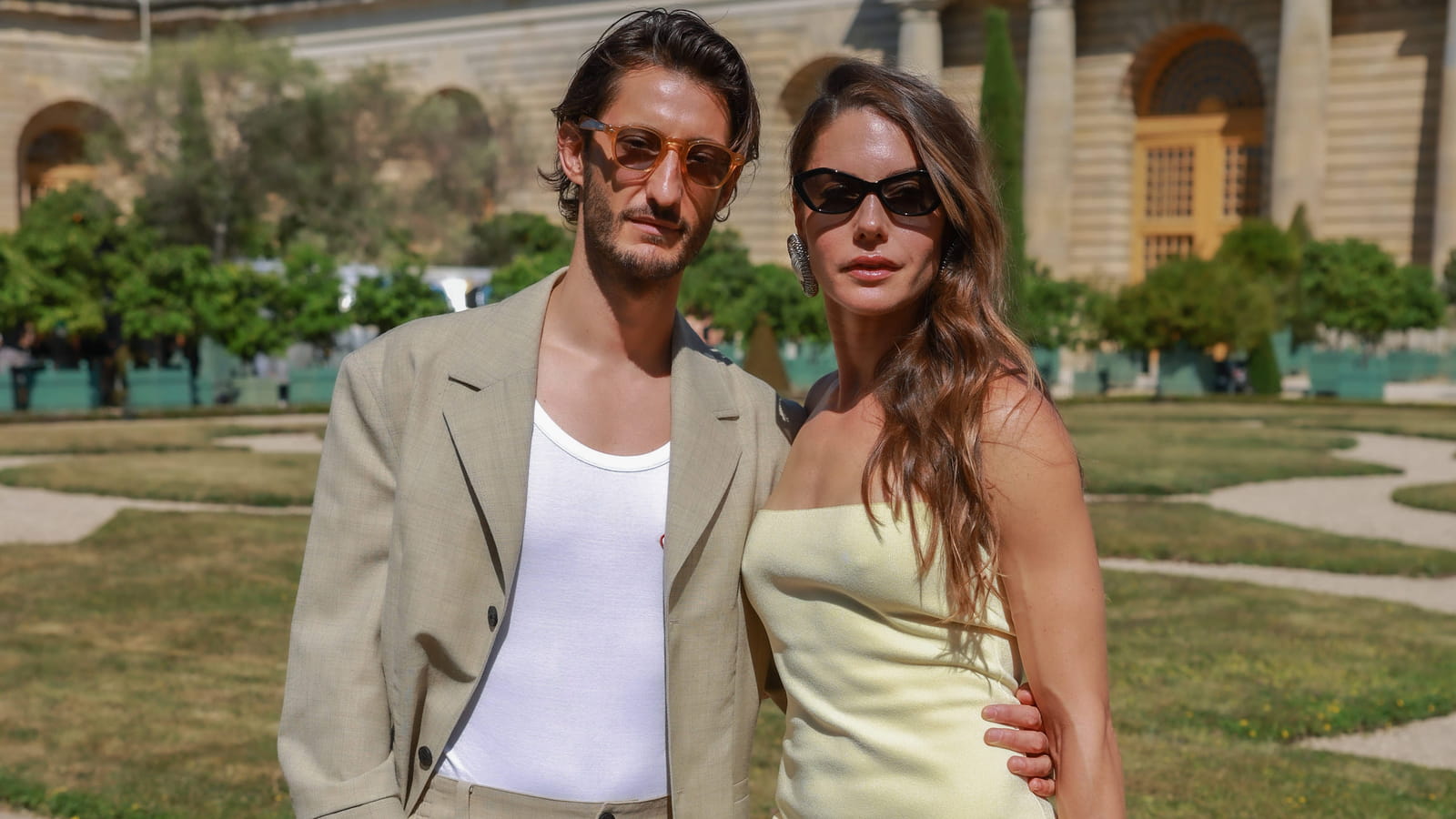 Pierre Niney et Natasha Andrews