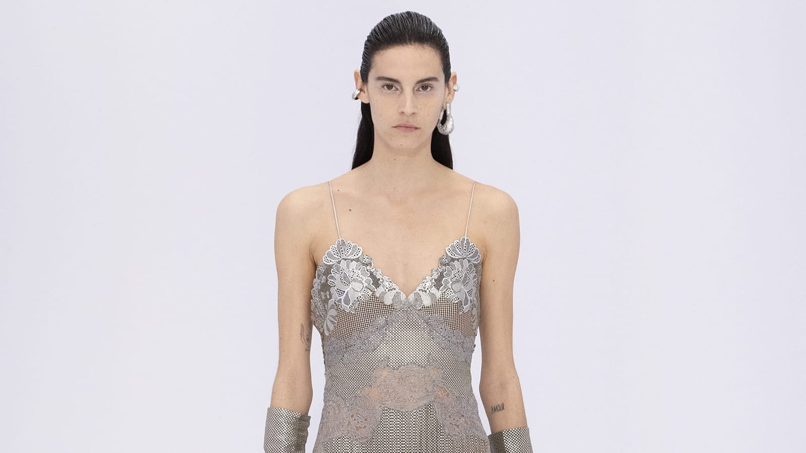 Look 27
