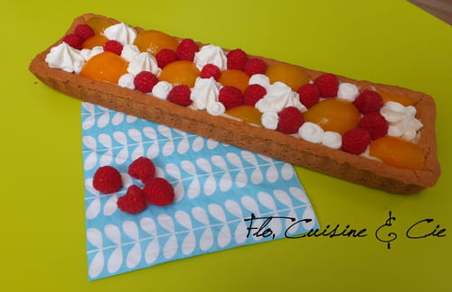 Tarte aux abricots et framboises