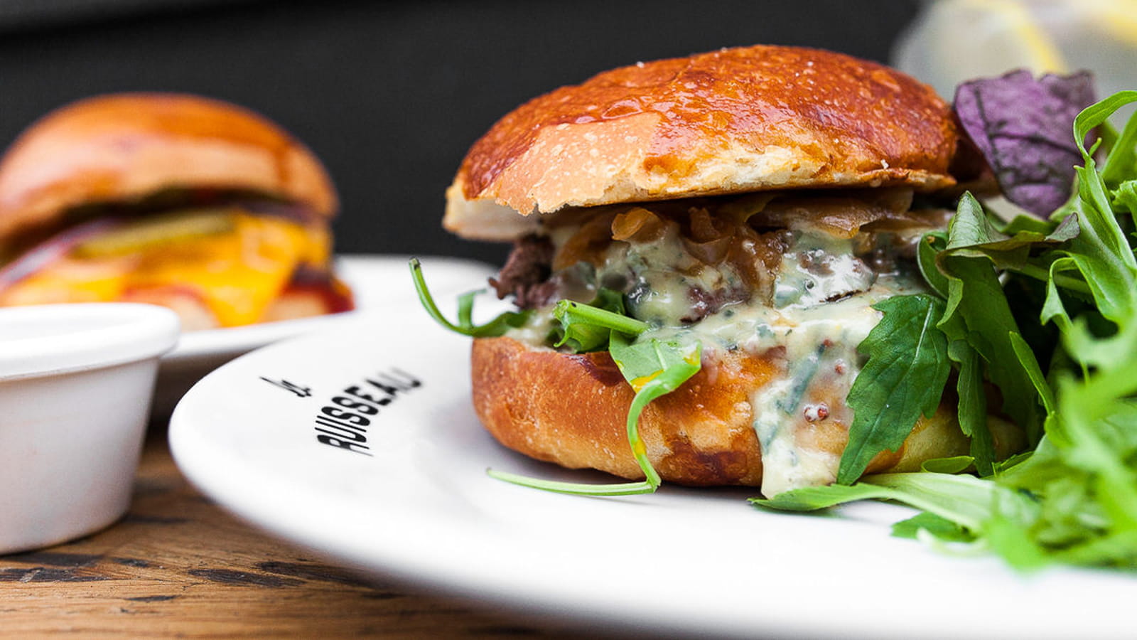 Paris : Le Blue Cheese Burger de Le Ruisseau, n°2 sur Deliveroo