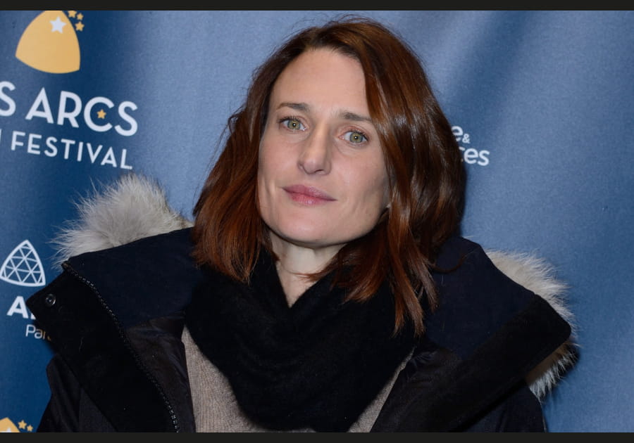 Camille Cottin, divine avec sa coloration auburn
