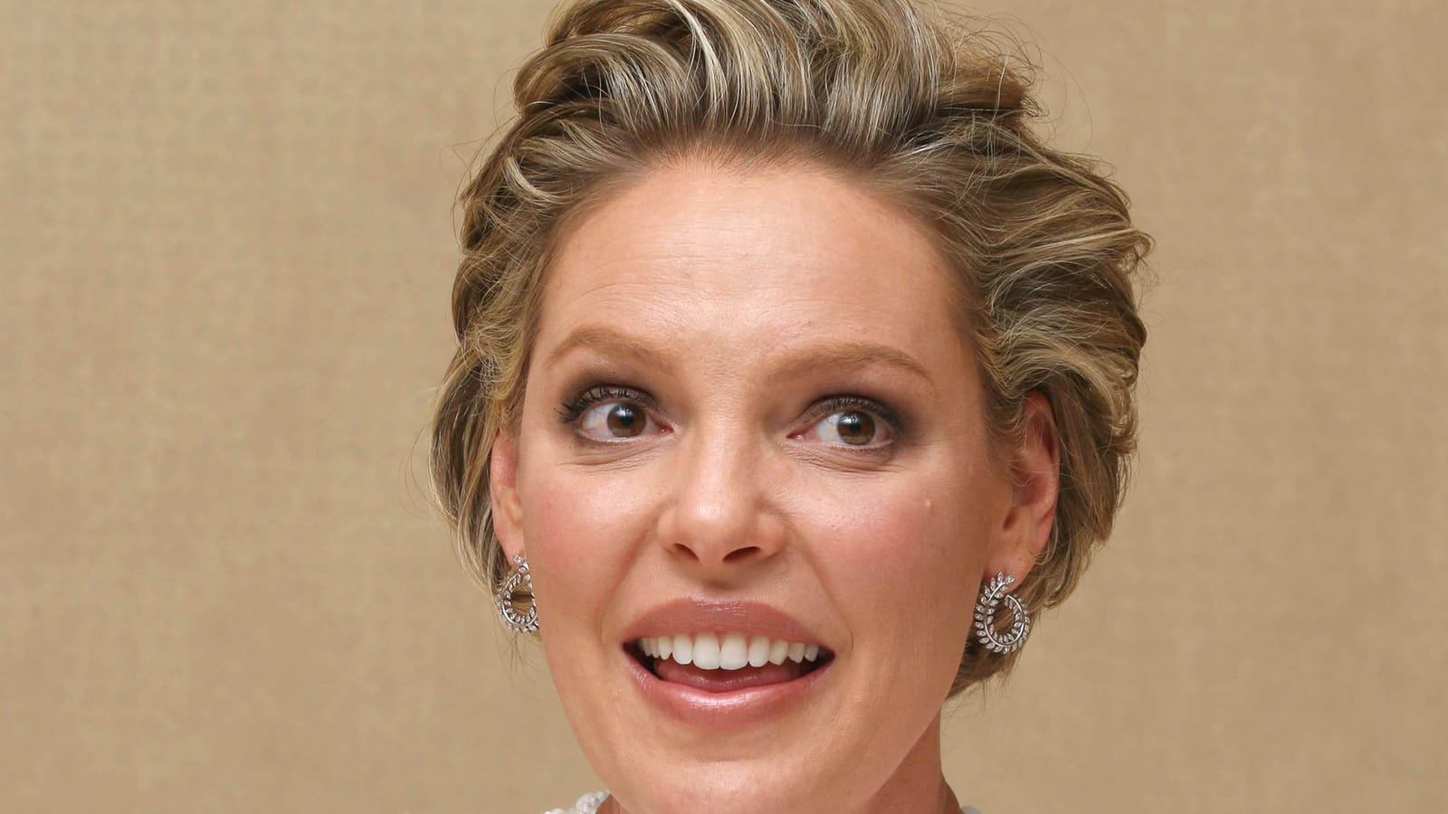 Katherine Heigl, cheveux courts