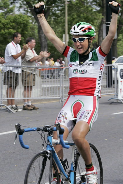 La cycliste Fabiana Luperini &agrave; Montr&eacute;al en 2014