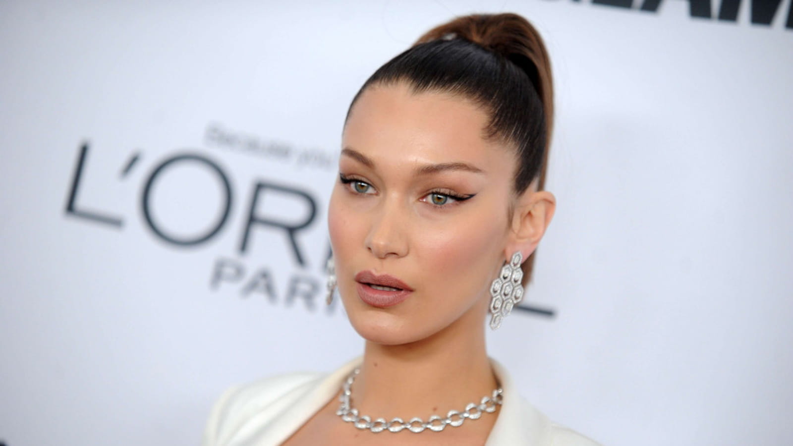 Bella Hadid 