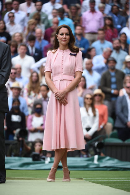 Kate Middleton en robe rose pastel Beulah