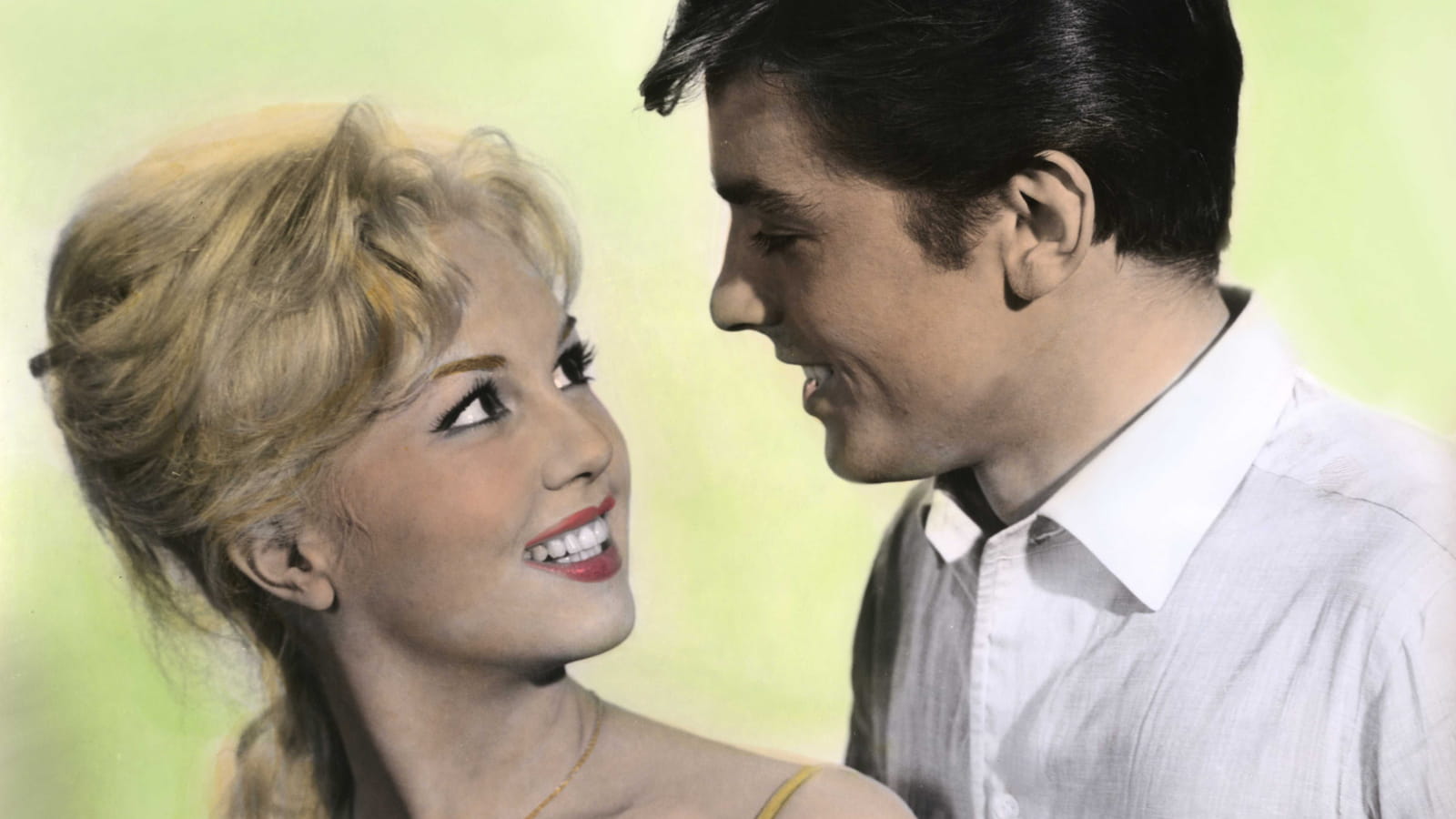 Avec Alain Delon dans "Faibles femmes" en 1958