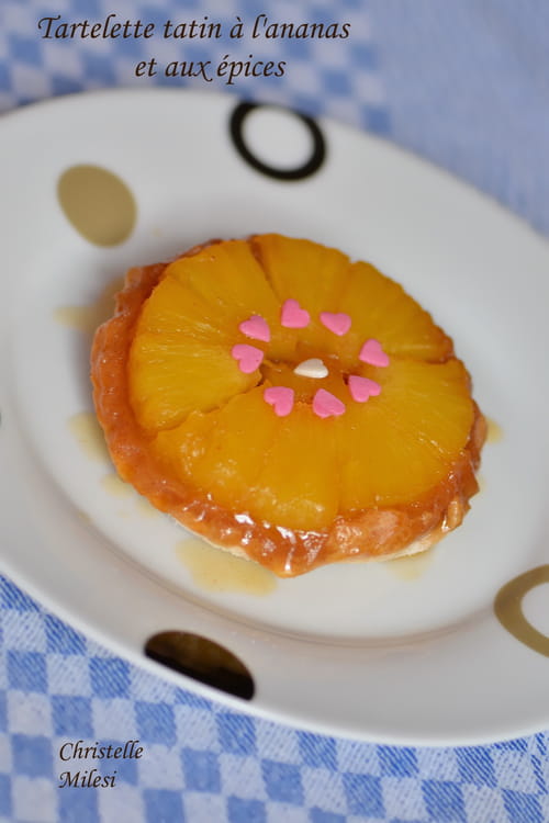 Tartelette tatin à l'ananas et aux épices