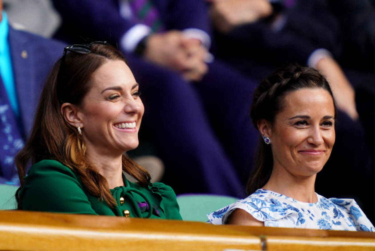 Kate et Pippa Middleton, deux sœurs complices à la beauté identique - Photos souvenir en attendant le retour de Kate