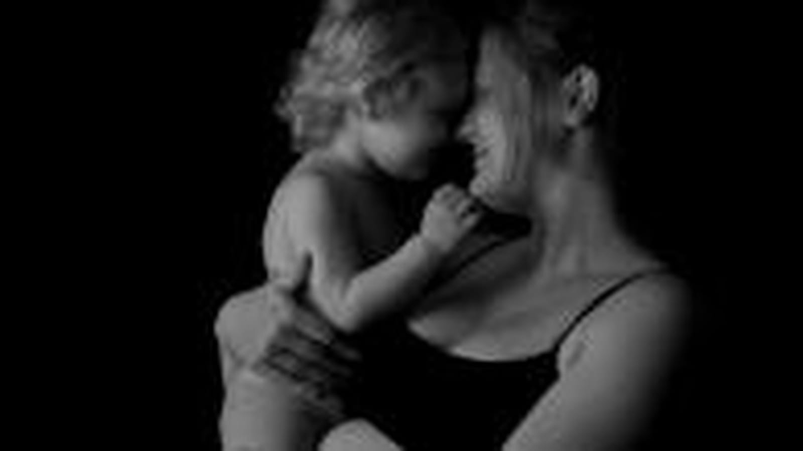 La grossesse en noir et blanc