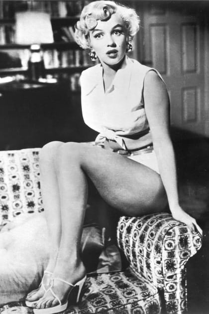 Marilyn Monroe en robe chemise à nœud