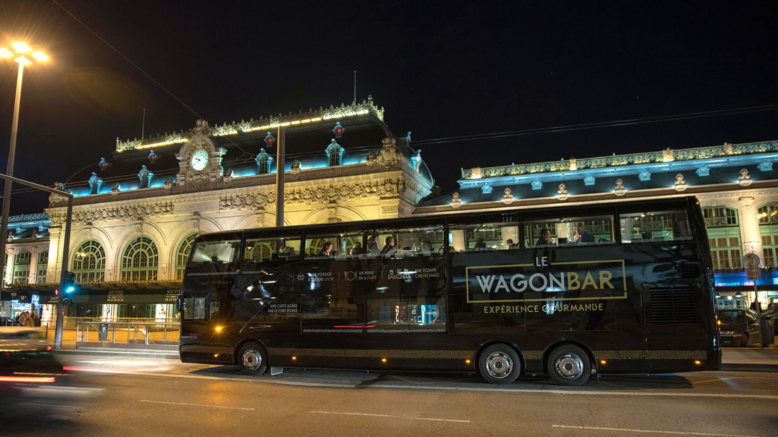 Une expérience gourmande à bord du Wagon Bar