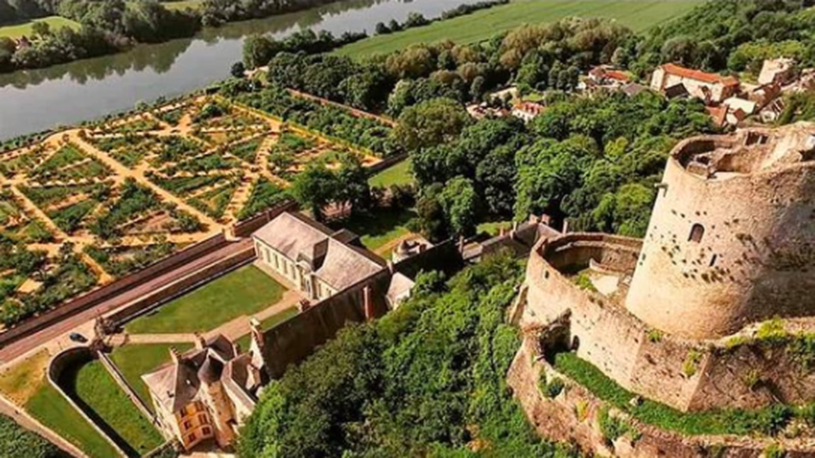château de la Roche Guyon