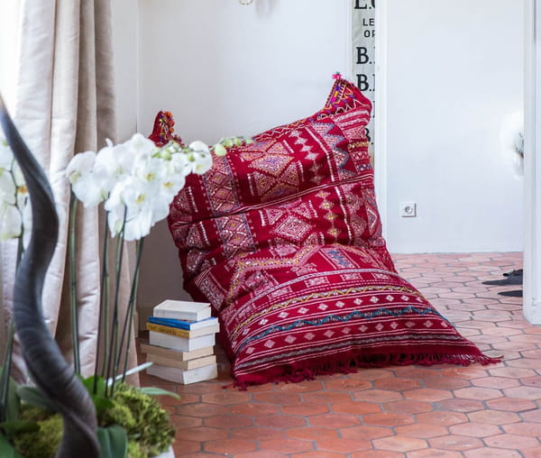 kilim-transforme-en-coussin-geant