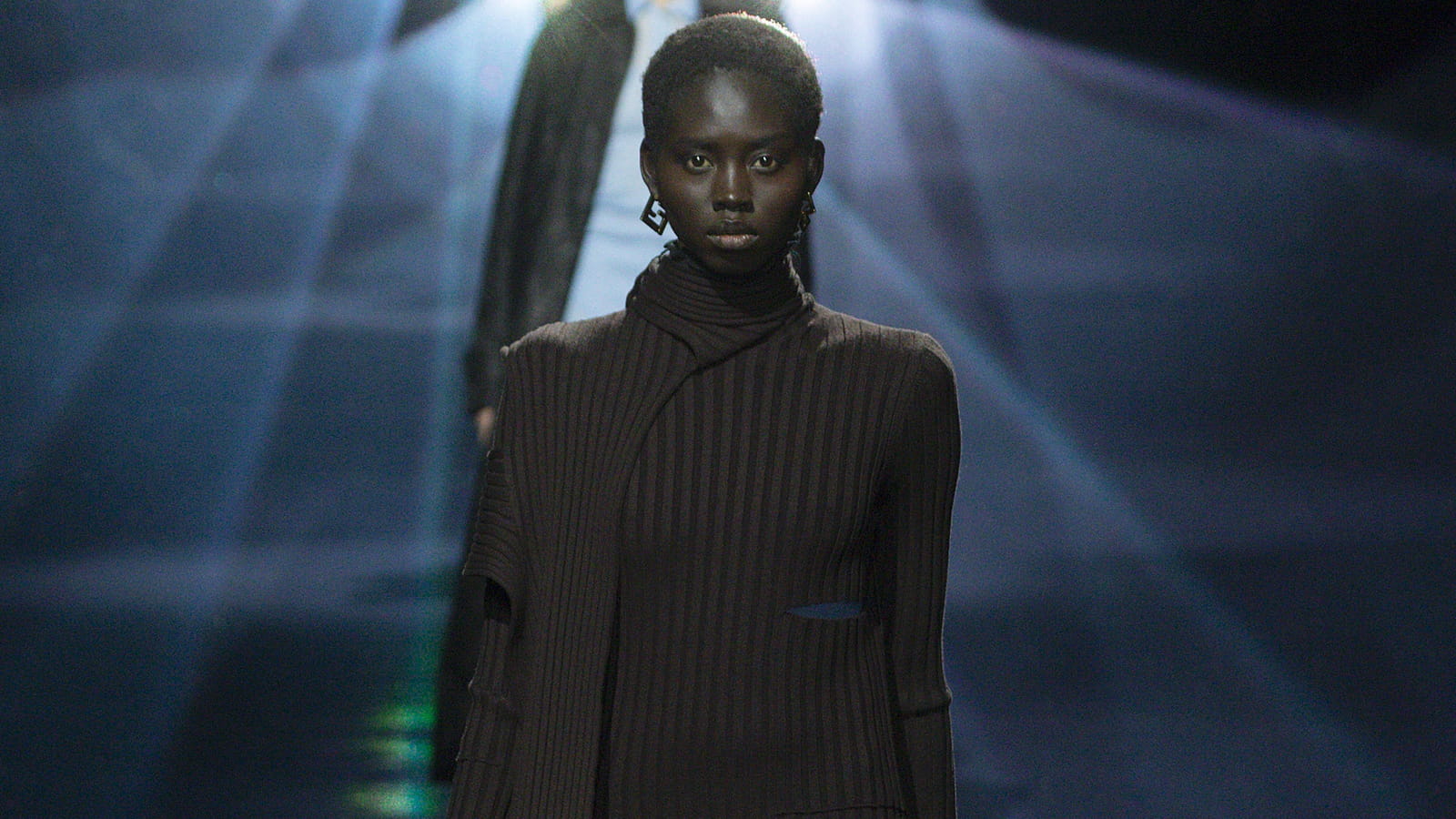 Look 34