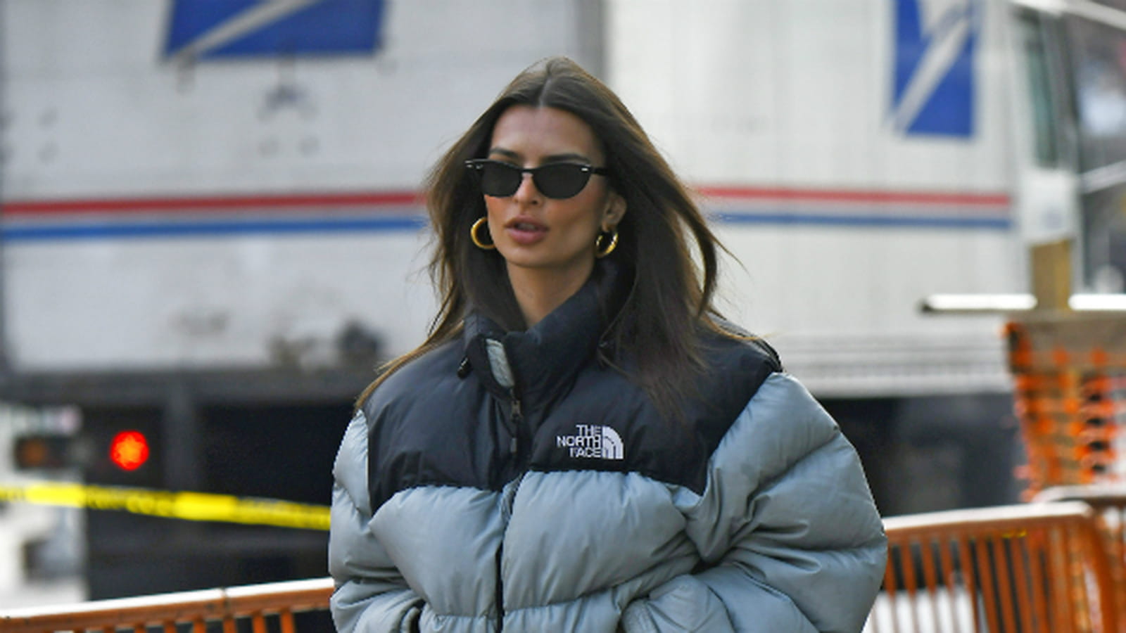 Emily Ratajkowski 