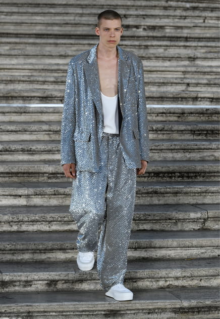 Look 75&nbsp;du d&eacute;fil&eacute; Valentino