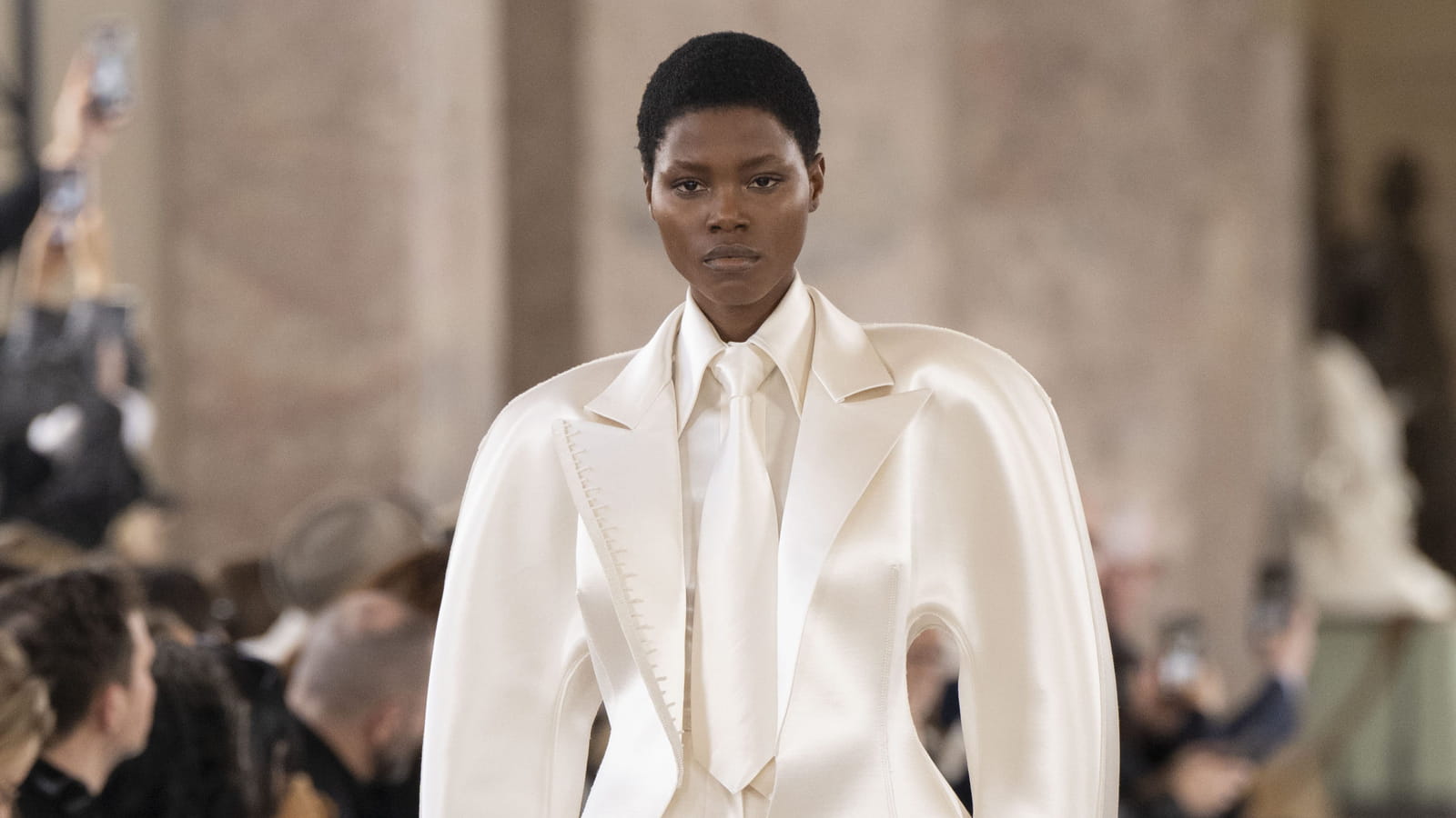 Look 12 du défilé Schiaparelli