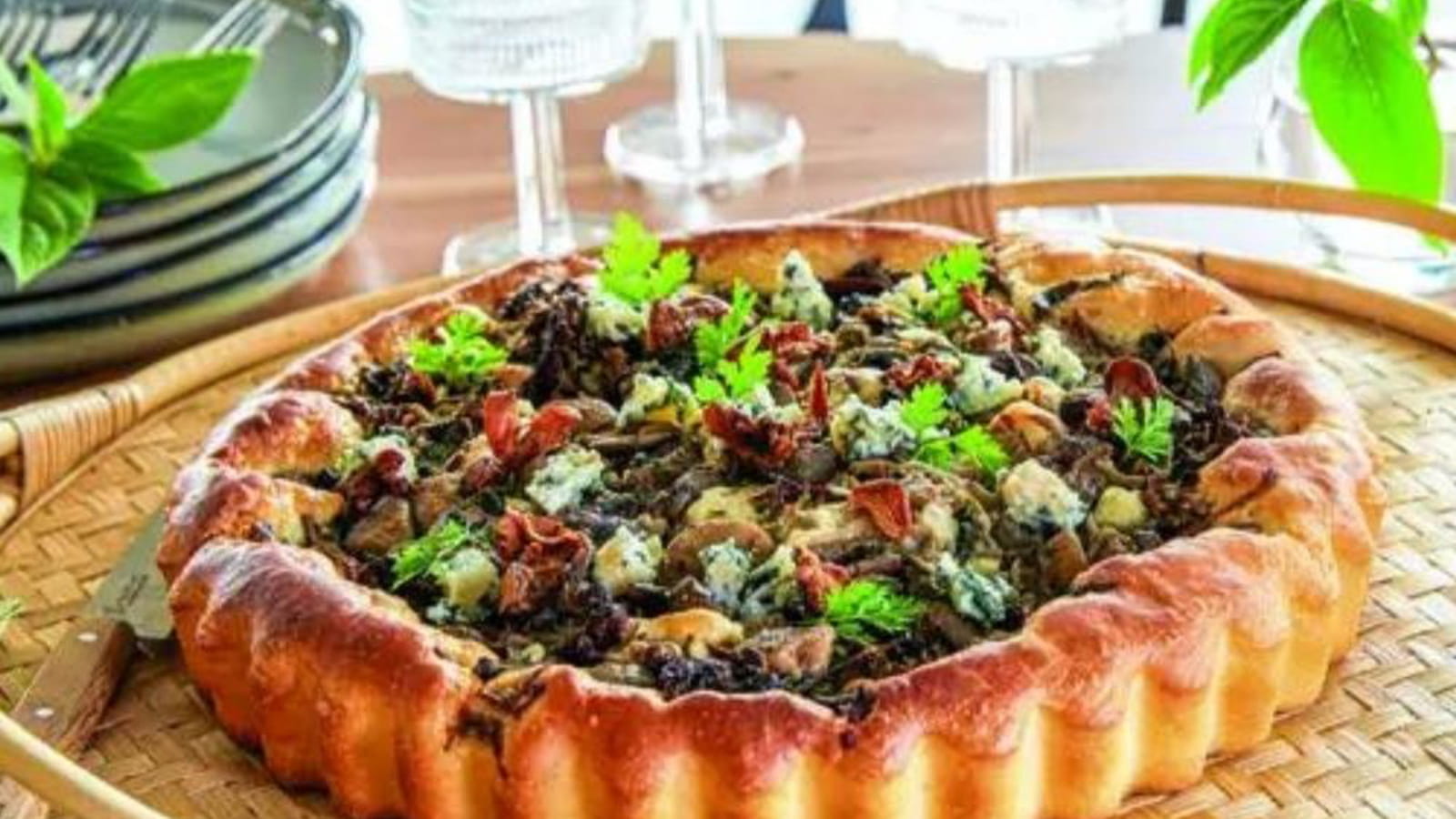 Tarte briochée aux champignons et au fromage