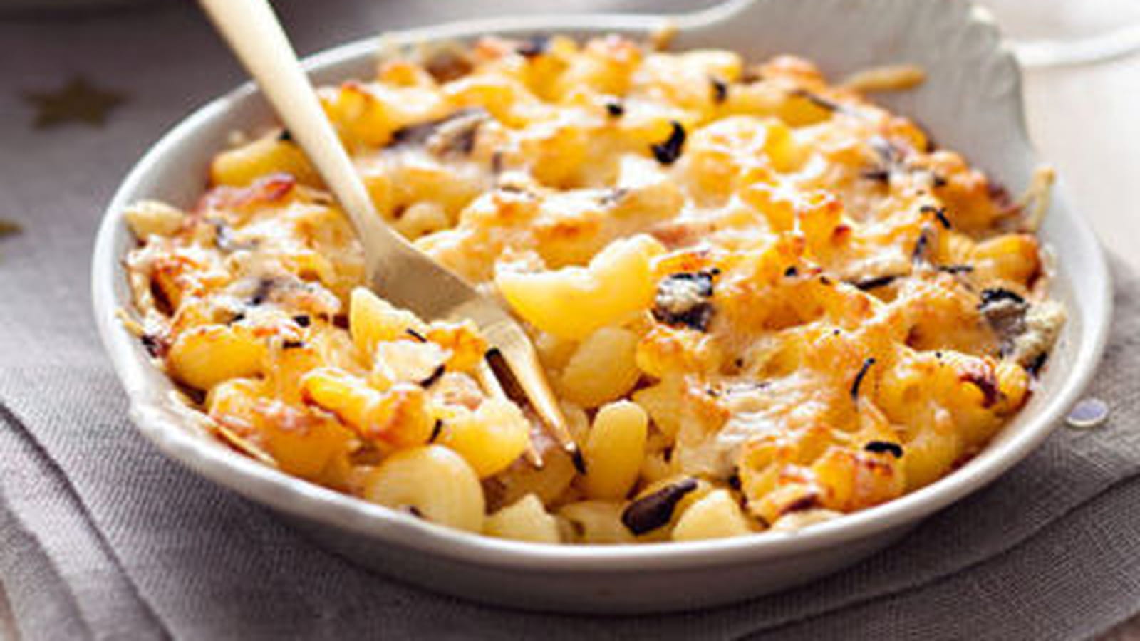 Gratin de coquillettes, jambon blanc et truffe, sans gluten