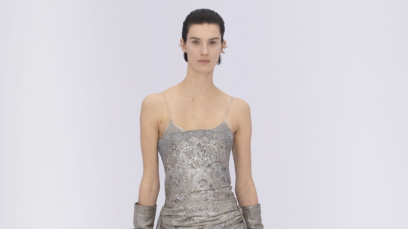 Look 28