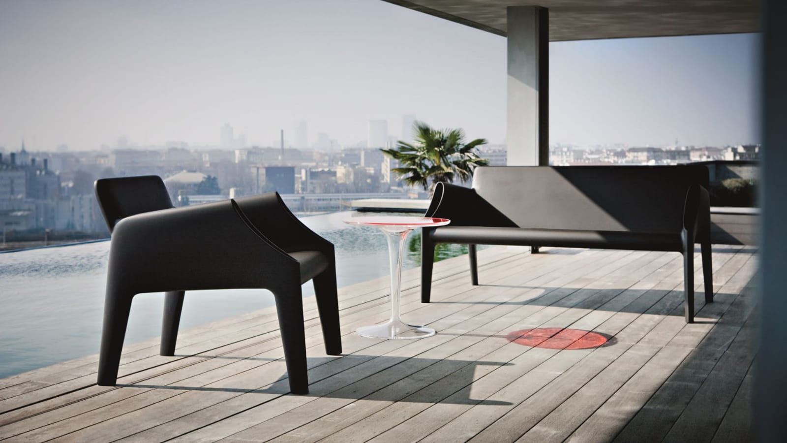 Salon de jardin Philippe Starck avec Eugeni Quitllet pour Kartell