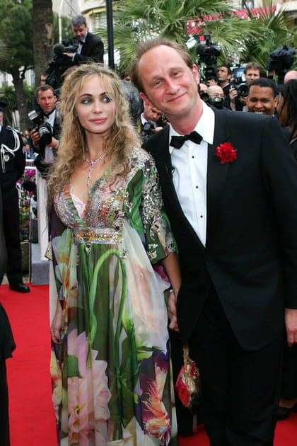 Emmanuelle Béart en robe à fleurs