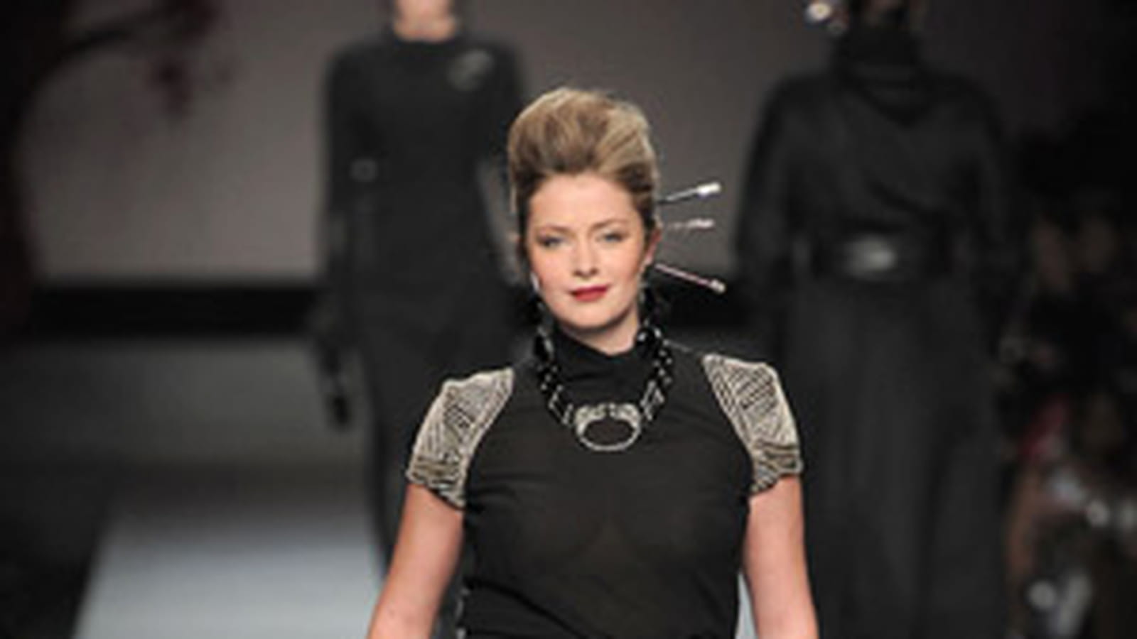 Epaules bijoux