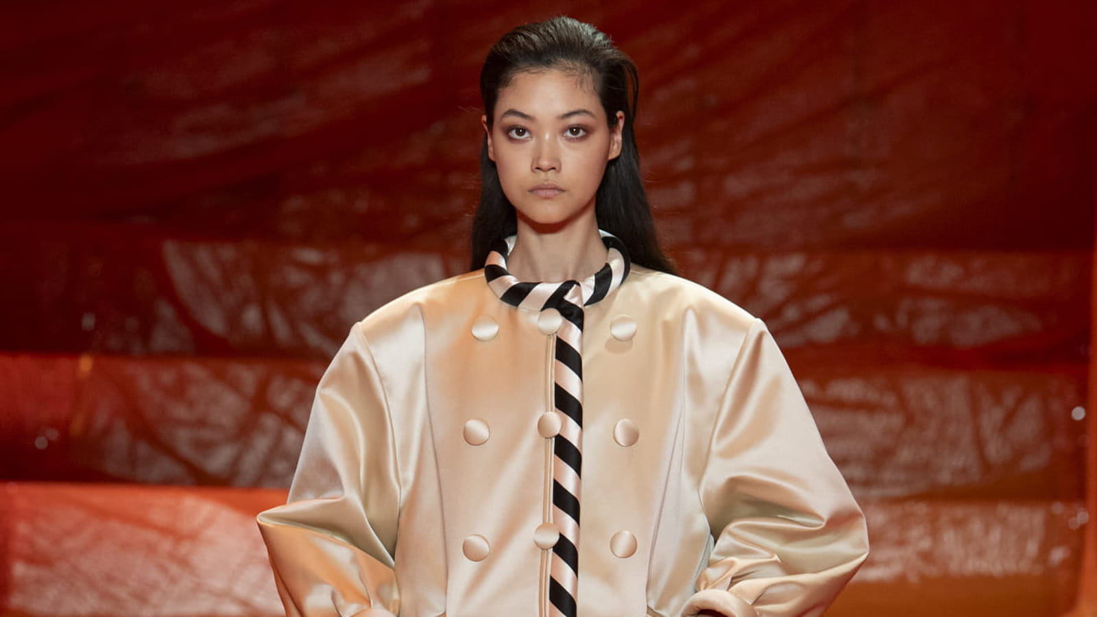Look 18