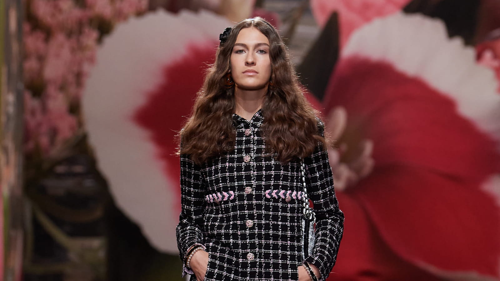 Look 30