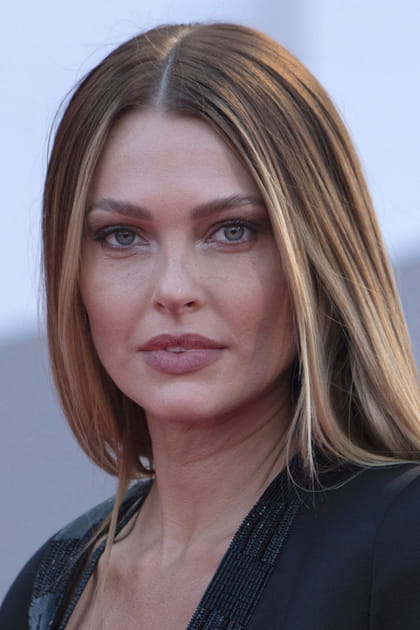 Caroline Receveur maquill&eacute;e