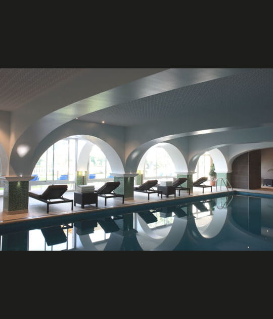 Week-end spa&nbsp;: la piscine int&eacute;rieure de la C&ocirc;te Saint-Jacques