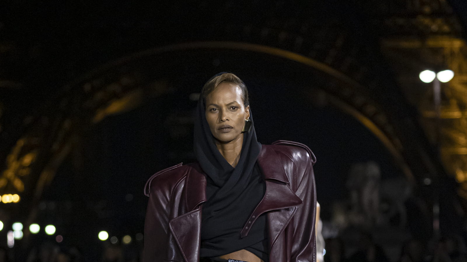 Look 25