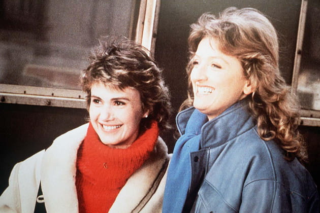 Avec Charlotte de Turckheim dans "Une Femme peut en cacher une autre", en 1998