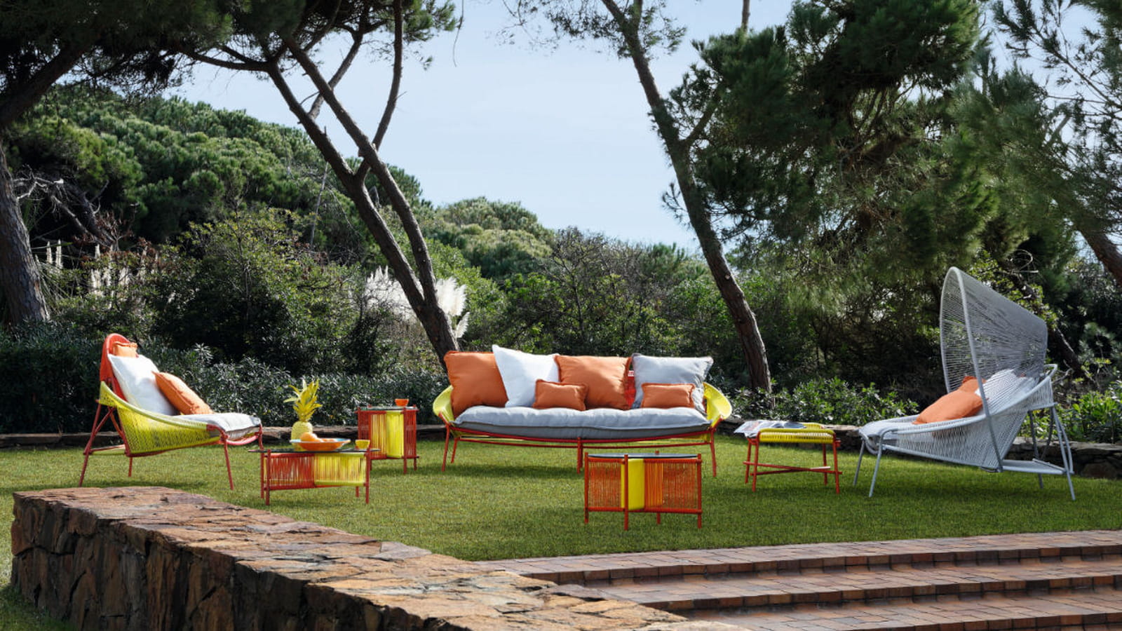 Salon de jardin Stephen Burks pour Roche Bobois
